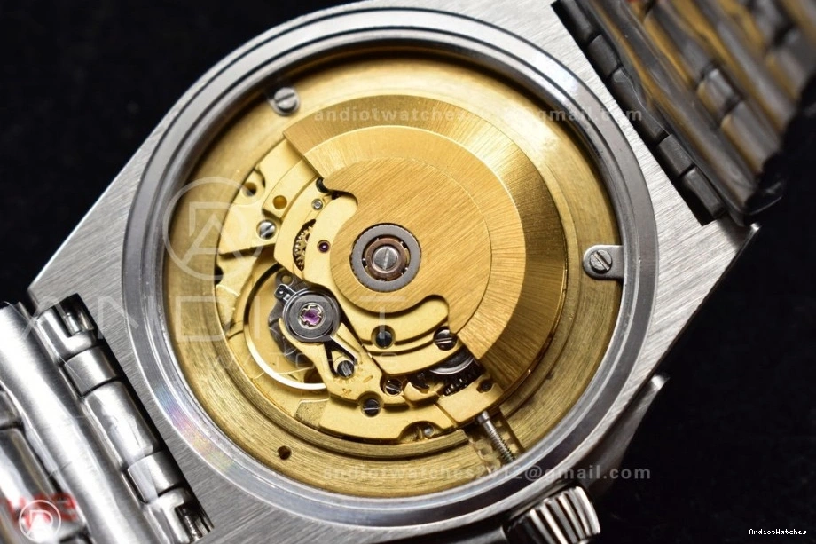 A SS 529 Chronomat Factory Dial Best Automatic SoftTouch GMT Bracelet 40mm 1:1 Edition BLS on Breitling Grey 0715